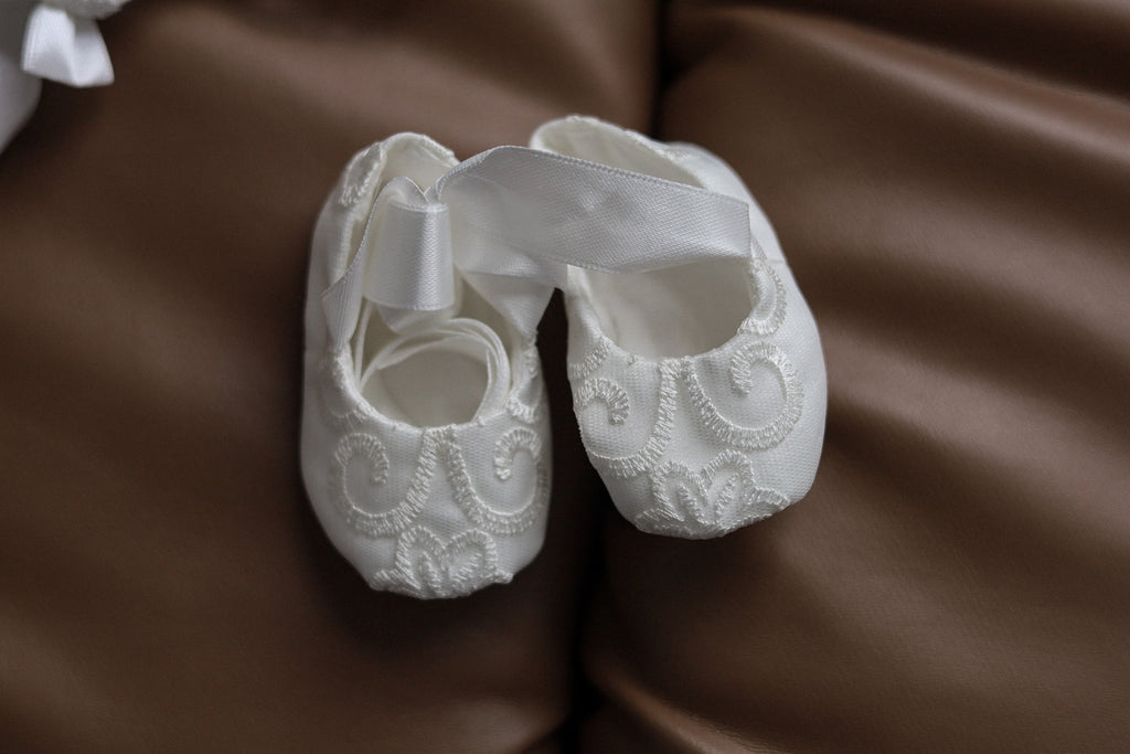 Ellie Floral Lace Christening Gown CW12